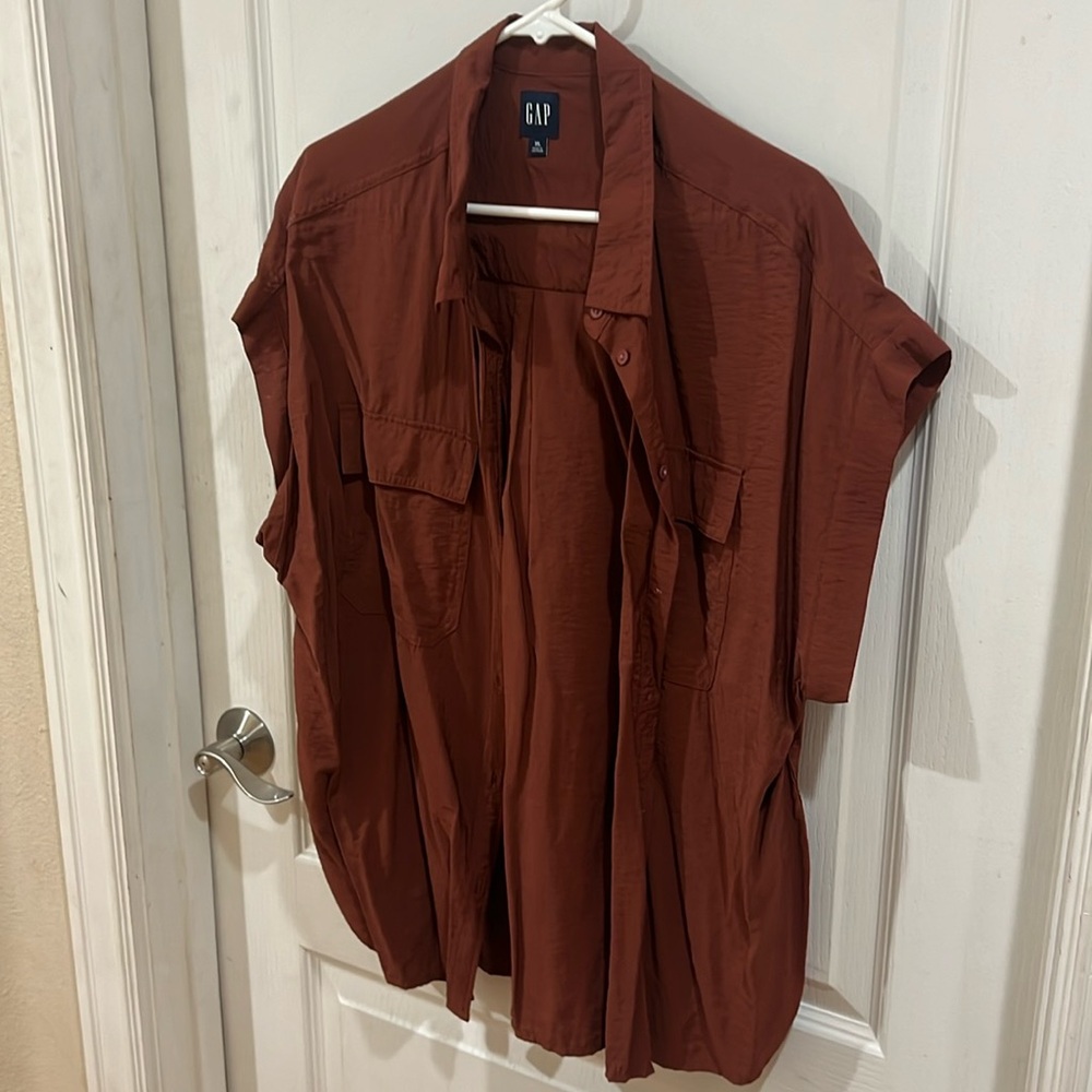 Brown women’s Gap XL blouse